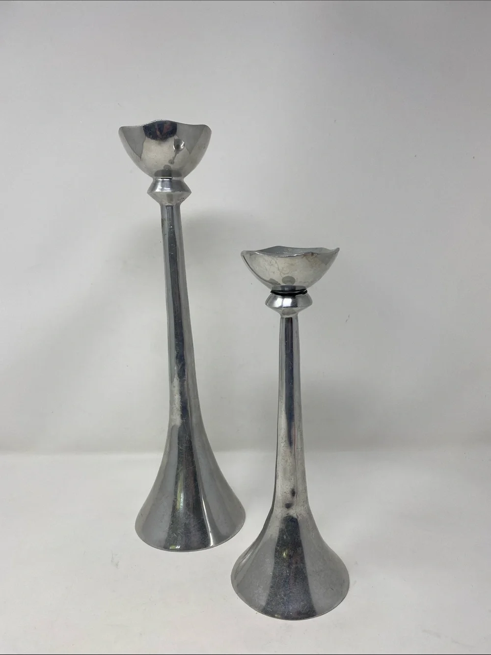 Lunares San Francisco Silver Metal Candle Holders